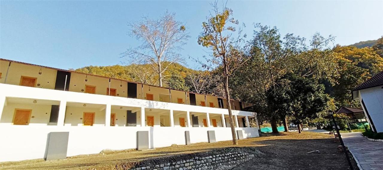 Welcomheritage Tarangi Ramganga Resort Marchula Extérieur photo